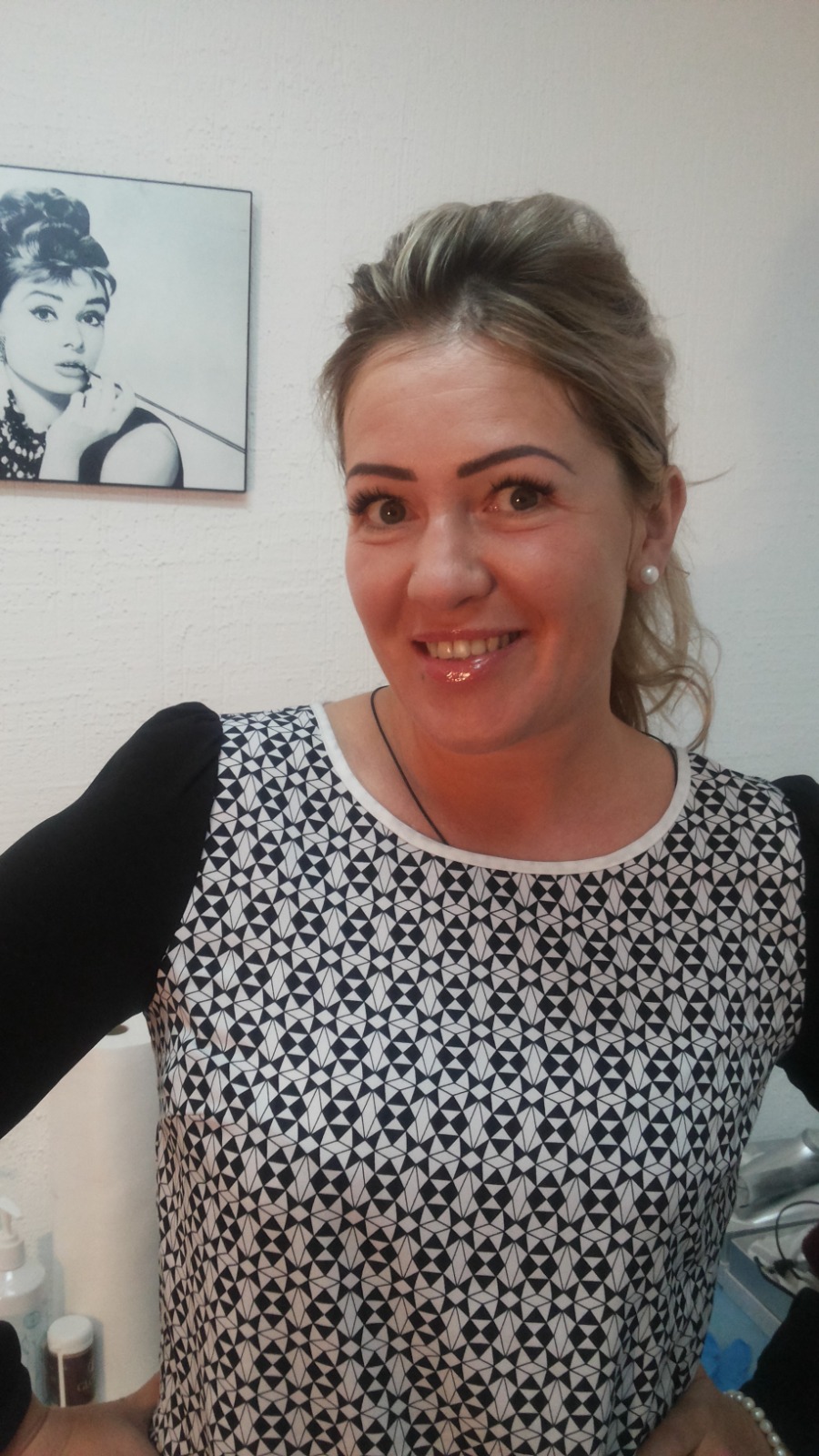 Попова Елена Андреевна